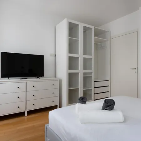 Tra I Versi Di Saba In Centro A Apartament *