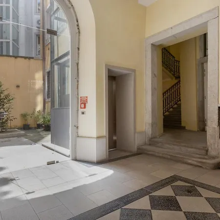 Appartement Tra I Versi Di Saba In Centro A